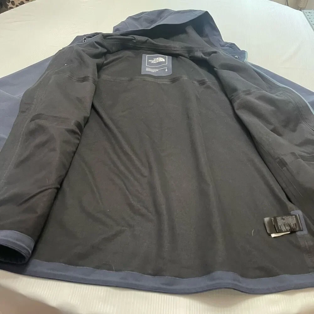 The North Face Barr Lake Men’s Navy West Basin Full Zip Windbreaker Jacket Large
